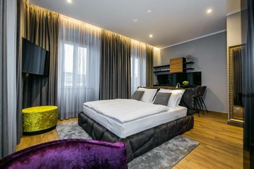 Hostal Teatro Suite & Rooms