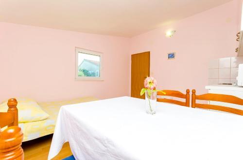 Apartments Ugrina