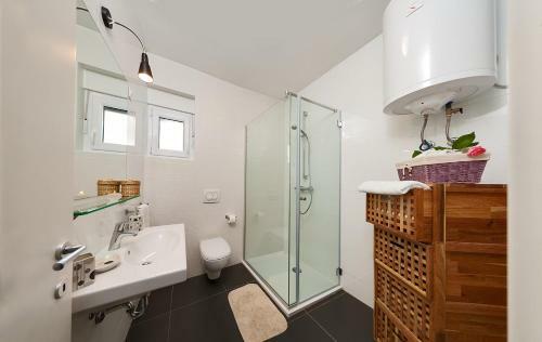 Villa Rogoznica Near Trogir, Pool And Gym