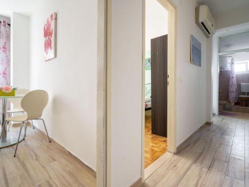 Simplistic Apartment In Rogoznica Near Sea Beach