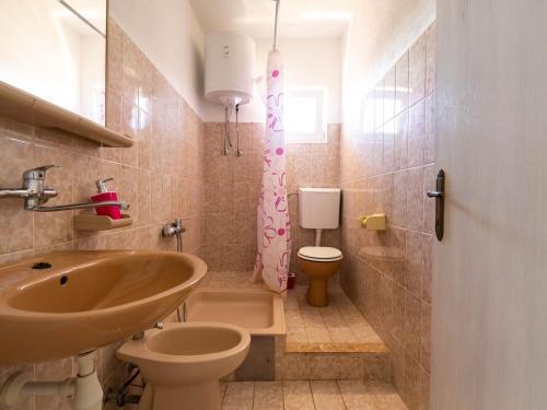 Simplistic Apartment In Rogoznica Near Sea Beach