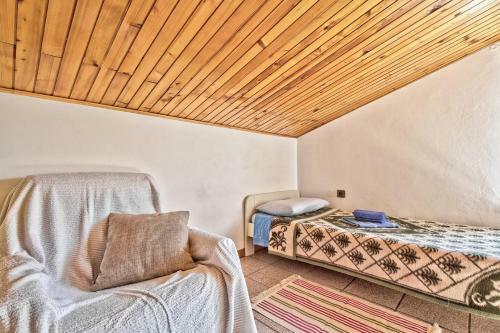 Hostal Gino House With Apartments