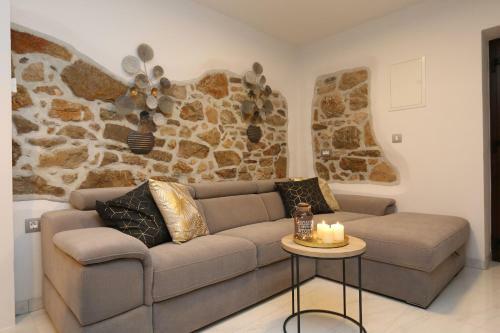 House Anika