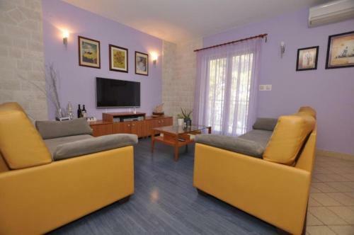 Apartments Eden - 30m From The Sea