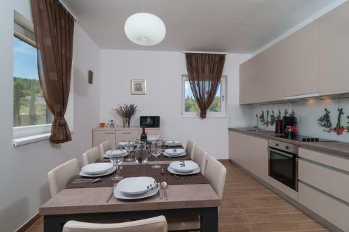 Villa Tin Luxury Villa On Brac, Private Pool