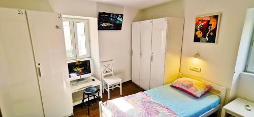 Croparadise Green Hostel