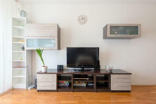 Lct Seaside Apartment