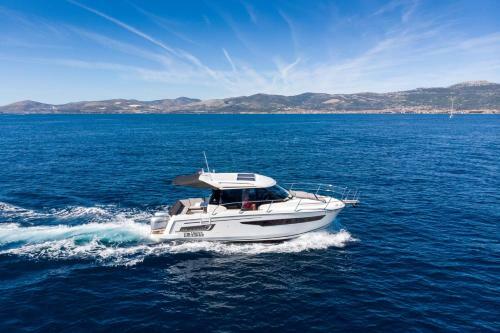 Jeanneau Merry Fisher 895- Emanuel