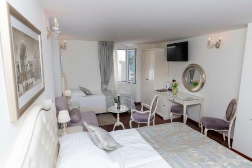 Deluxe Collection Hotel Kastel