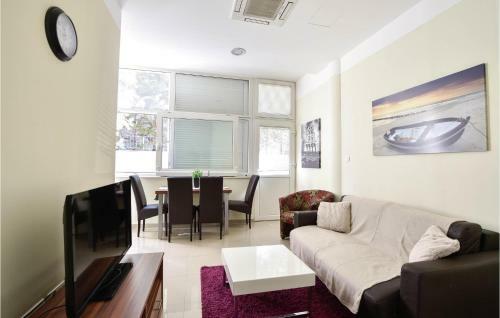 Beautiful Apartment In Split W/ Wifi And 1 Bedrooms