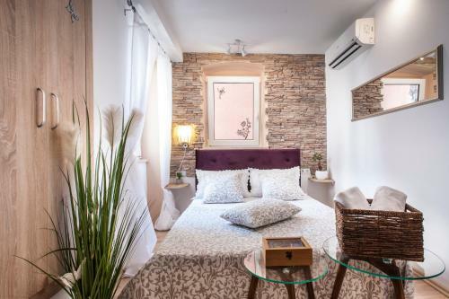 Hostal The Diocletian Collection