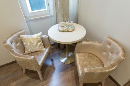 Hostal Riva Palace