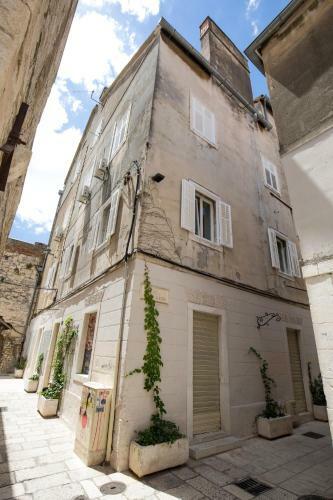 Hostal Riva Palace