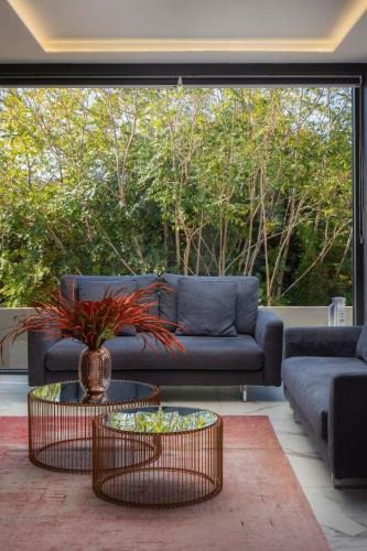 Aparthotel Ellure Luxury Suites