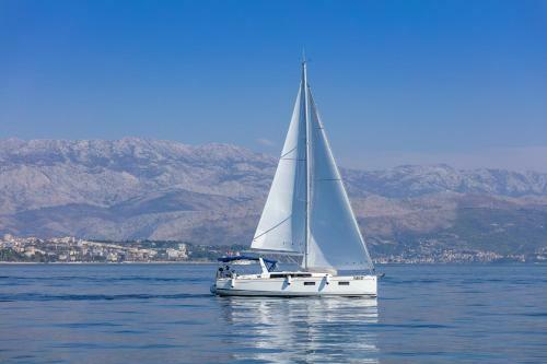 Beneteau Oceanis 38.1.- Anima Maris I