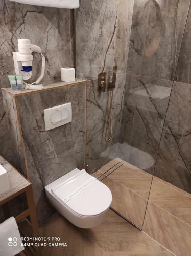 Hostal Bo?ket Luxury Rooms