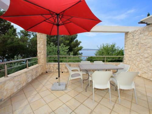 Spacious Holiday Home In Starigrad With Swimming Pool