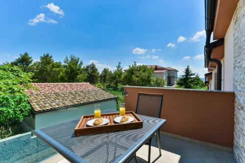 Crowonder Cascada Villa With Jacuzzi - S4