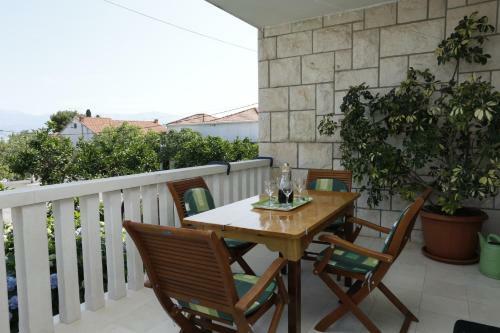 Apartments Jozi - Parking And Grill