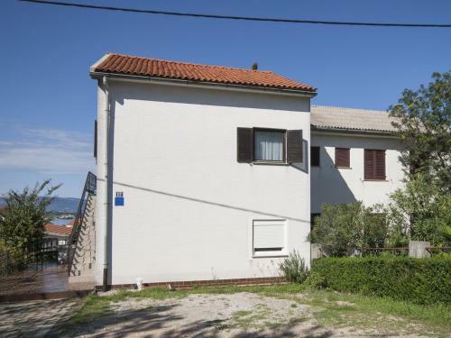 Apartamento Holiday Home 193465