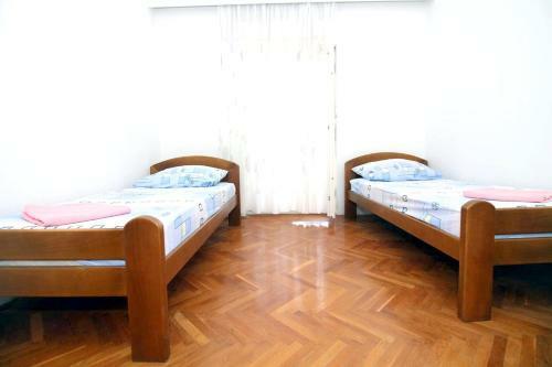 Apartment With 2 Bedrooms In Tisno With Wifi