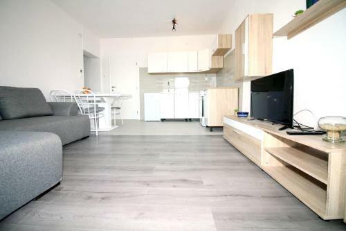 Apartment With One Bedroom In Tisno With Wifi