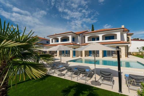 Hostal Luxury Apartments Loma