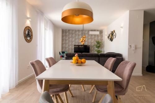 Hostal Luxury Apartments Loma