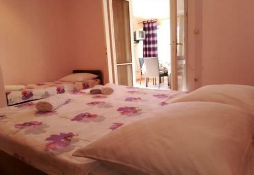 Apartment Marija - 100m From Beach