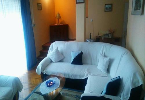 Holiday Home Tomislav-100m From Sea