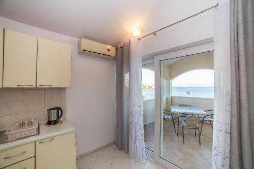 Hostal Apartments Villa Sea 1838