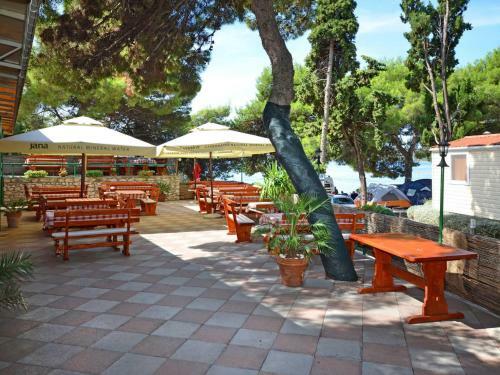 Holiday Home Camp Rozac - Tgr215