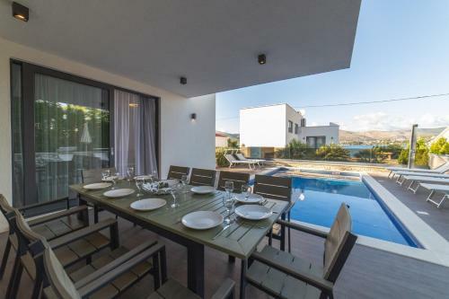 Beachfront Villa Sunce On Ciovo Island