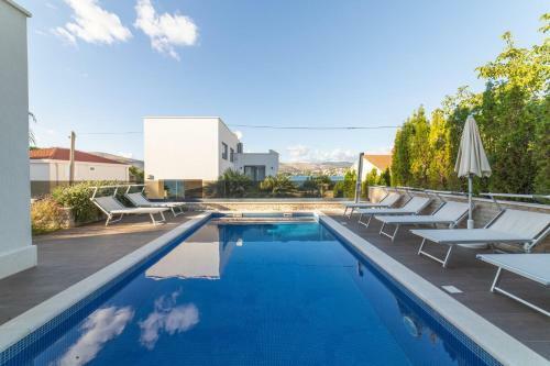 Beachfront Villa Sunce On Ciovo Island