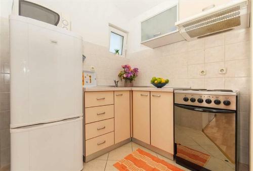 Apartment Heliodor - With Parking