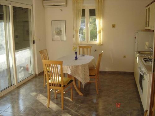 Apartmenthouse Trogir (4236)