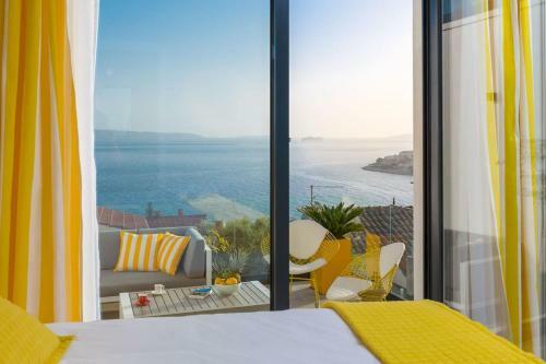 Luxury Villa Riva With Infinity Pool