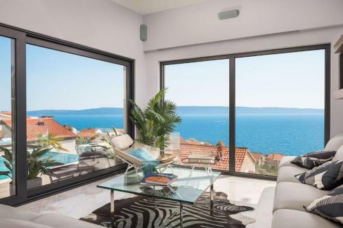 Luxury Villa Riva With Infinity Pool