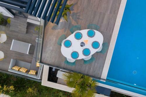 Luxury Villa Riva With Infinity Pool