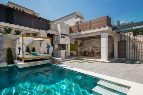 Villa Arbanessa With Heated Pool