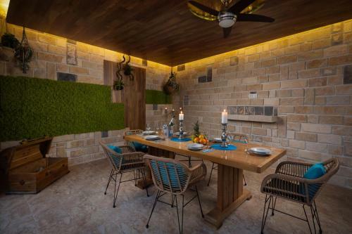 Villa Arbanessa With Heated Pool