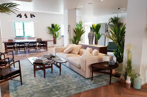 Hotel Brown Beach House & Spa