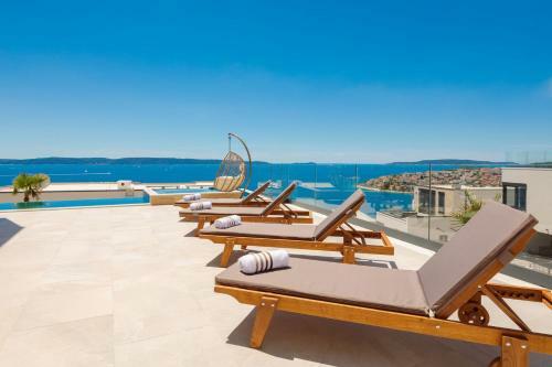 Luxury Villa Gold Pearl With Pool