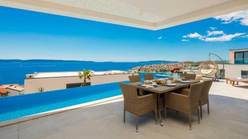 Luxury Villa Gold Pearl With Pool