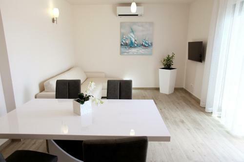 Apartments Villa Aquamarie
