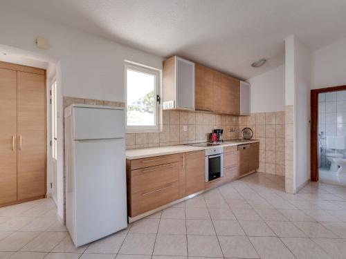 Apartment Lucija Near Trogir