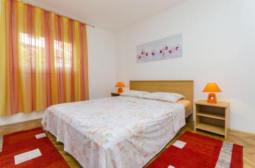 Apartments Karlo