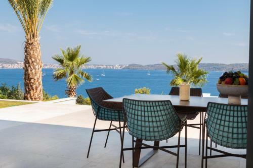 Ultraluxury Villa Elyzeum With Heated Pool