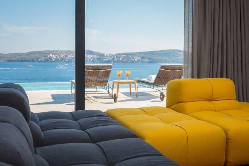 Ultraluxury Villa Elyzeum With Heated Pool