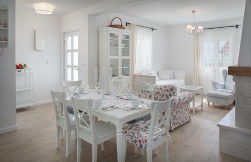 Villa Roko A Luxury Villa In Tucepi, Heated Pool
